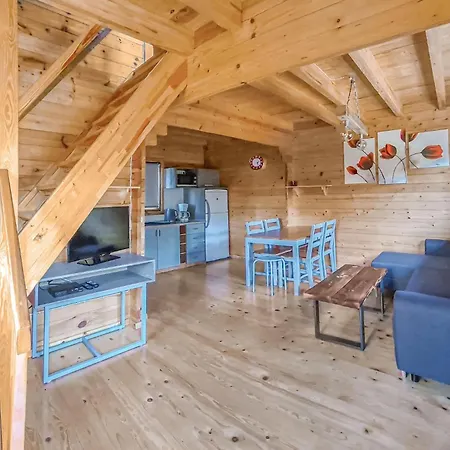 Cozy Home In Mscice With Kitchen * Mscice